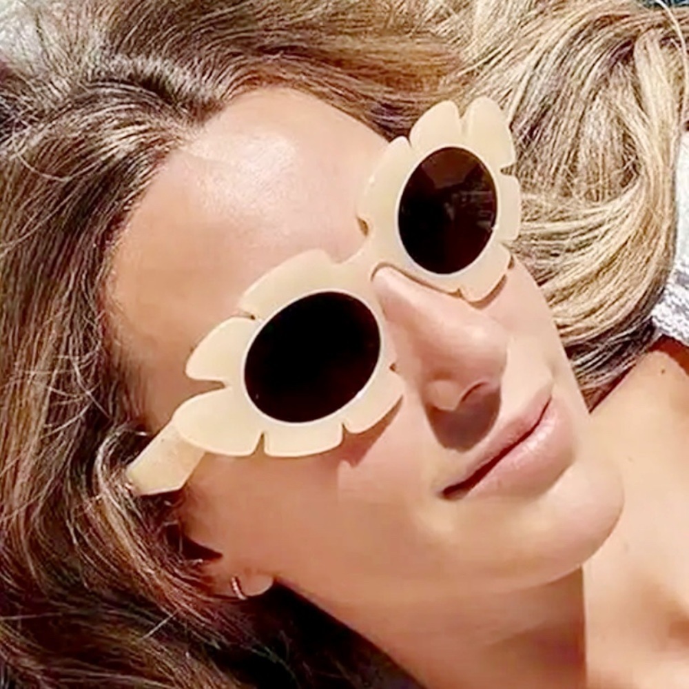 NEW Champagne Trendy Retro Flower Modern Cat Eye Sunglasses ASO Tessa Thompson